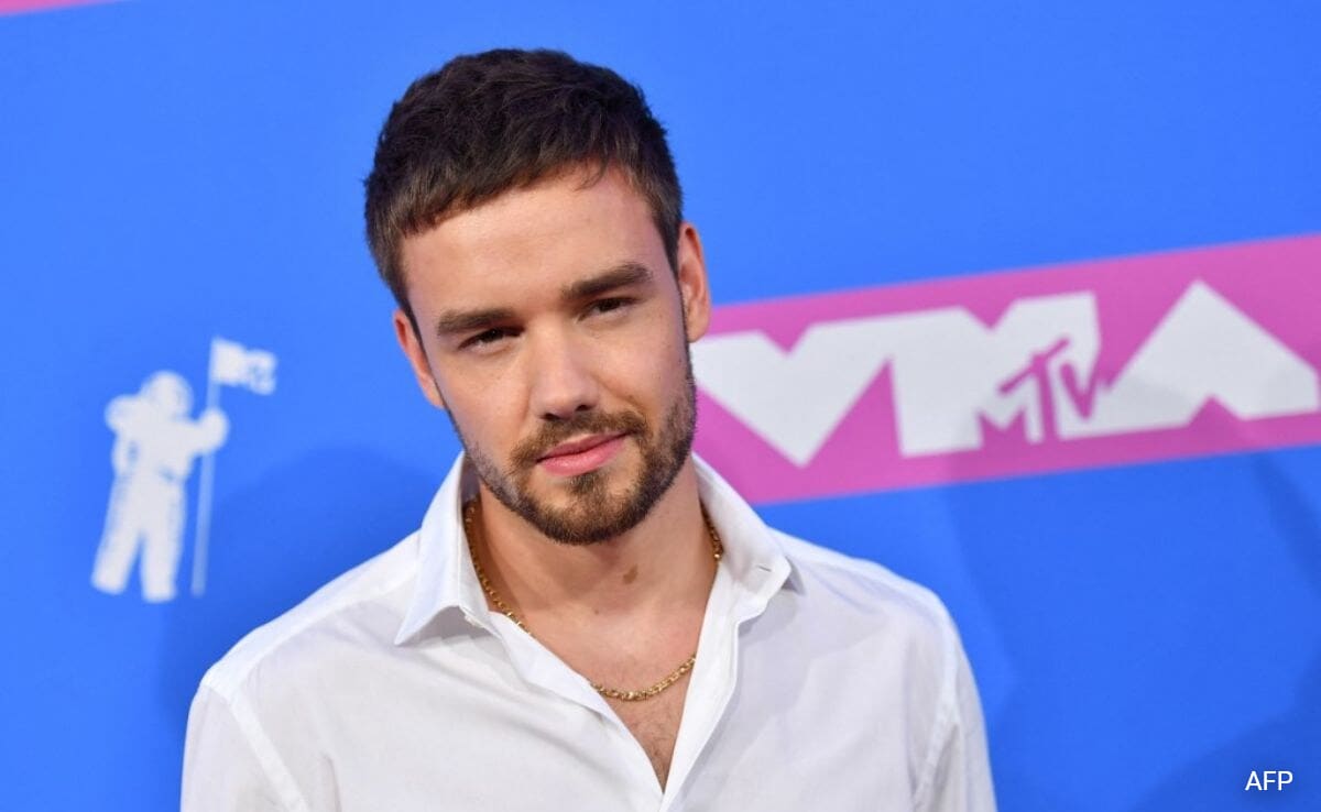 Read more about the article Liam Payne Died Attempting To Escape Hotel Room In Buenos Aires: Report