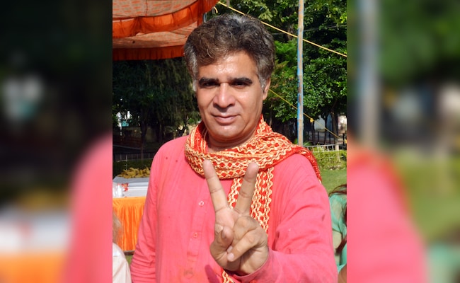 Read more about the article J&K BJP Chief Ravinder Raina Performs Yagya, Confident In Securing Majority