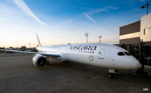 Read more about the article Vistara To Get New Flight Code ‘AI2’ After Merger With Air India Next Month