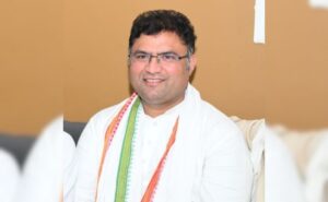 Read more about the article Former MP Ashok Tanwar Rejoins Congress, 4th Party Switch In 5 Years