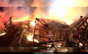 Read more about the article Helicopter Crash In Houston Kills 4, Including Child, Destroys Radio Tower