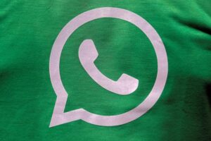 Read more about the article WhatsApp for iOS Reportedly Rolling Out Chat Theme Feature With Options for Chat Colour, Wallpapers