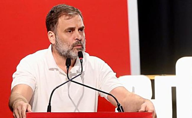 Read more about the article “Will Demolish Artificial Barrier Of 50 Per Cent Reservations “: Rahul Gandhi