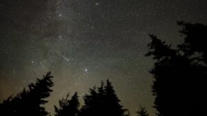 Read more about the article North Taurid Meteor Shower Peaks, Bringing Fireballs to US Night Skies