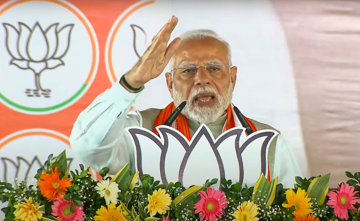 Read more about the article PM Modi Says Congress Has Double PhD In Stalling Development and Corruption, In Maharashtra Rally