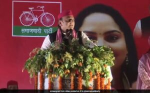 Read more about the article Akhilesh Yadav Says BJP, Its Allies Distancing Themselves From Yogi Adityanath’s ‘Batoge Toh Katoge’ Slogan