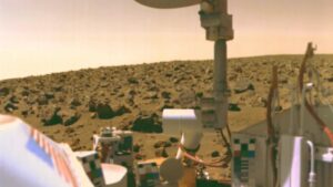 Read more about the article NASA’s Viking Mission May Have Destroyed Martian Life with Water Experiments