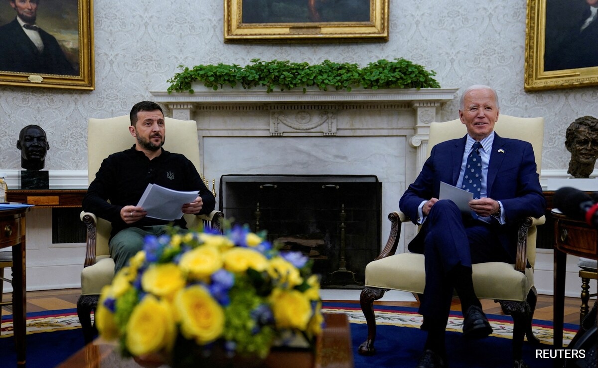 Read more about the article Biden Rushing Aid To Ukraine As Trump Victory Throws US Support In Question