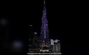 Read more about the article Burj Khalifa Lights Up On Diwali, Netizens Laud Move