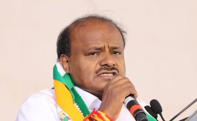 Read more about the article HD Kumaraswamy, Son Get Relief In Defamation Case No Coercive Action