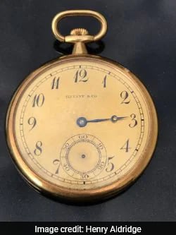 Read more about the article Gold Watch Of Captain Who Saved 700 Titanic Passengers Sells For Record Sum