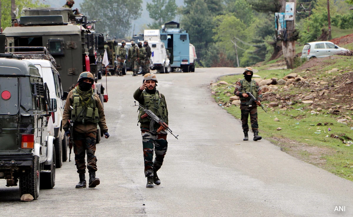 Read more about the article Encounter Breaks Out Between Terrorists, Security Forces In Jammu and Kashmir Srinagar, Area Cordoned Off