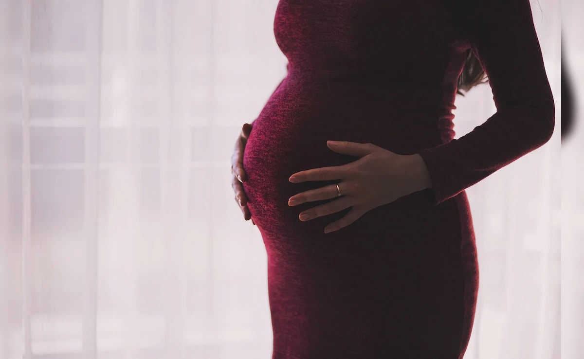 Read more about the article Woman Allegedly Pregnant For 15 Months