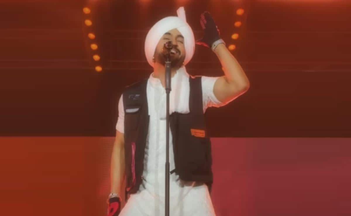 Read more about the article Diljit Dosanjh’s Lyrical Twist At Hyderabad Concert Gets Coca-Cola’s Attention