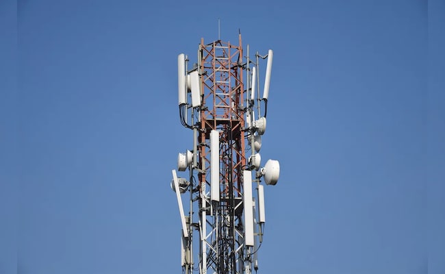 Telcos Can Claim Tax Credit For Duties Paid On Towers, Others: Supreme Court