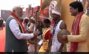 Read more about the article With Dance And Dhol, PM Modi Receives A Traditional Welcome In Bihar