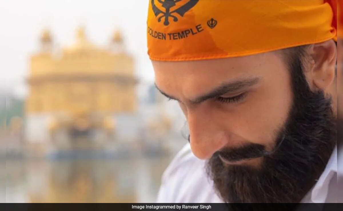 Ranveer Singh, Along With Director Aditya Dhar, Seek Blessings At The Golden Temple Ahead Of The Next Schedule Of The Film