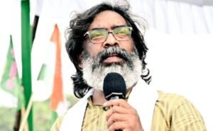 Read more about the article Hemant Soren Counters Amit Shah’s Infiltration Allegation With Sheikh Hasina Jibe