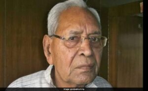 Read more about the article Noted Educationist Dinanath Batra, 84, Passes Away