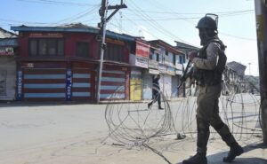 Read more about the article Grenade Attack At Sunday Market In J&K's Srinagar, At Least 6 Injured