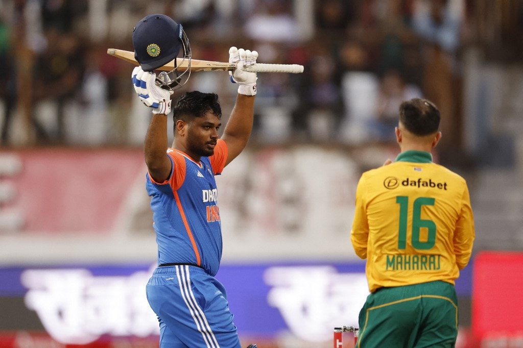 Sanju Samson Breaks Internet With Durban Ton. Ravi Shastri, Yuvraj Singh Share Unmissable Posts