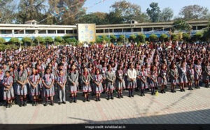 Read more about the article Senior Students, Teachers Mentor Weak Students At Kendriya Vidyalaya