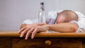 Read more about the article Are you gulping down water to get rid of a hangover? It’s not the cure you think it is – Firstpost