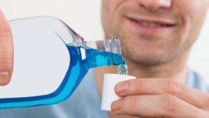 Read more about the article Can your daily mouthwash gargles give you cancer? – Firstpost