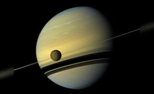 Read more about the article Life Exists On Saturn’s Moon Titan? New Study Drops Major Hint