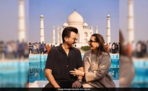 Read more about the article Anil Kapoor And Wife Sunita Kapoor Visit Taj Mahal. Sonam Kapoor, Varun Dhawan, Shilpa Shetty React