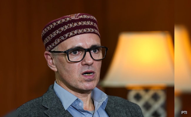 Read more about the article Omar Abdullah Defends Rahul Gandhi