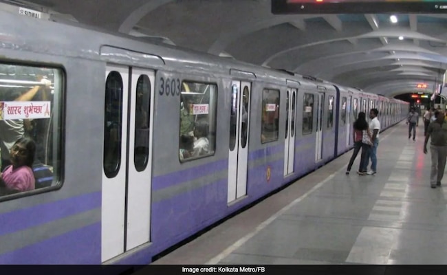 Read more about the article Man Jumps In Front Of Moving Metro In Kolkata, Services Partially Disrupted