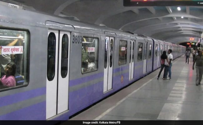 Kolkata Metro Extends Night Services For Christmas. See Details