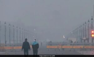 Read more about the article Delhi’s Air Quality Remains ‘Poor’, Thin Layer Of Smog Limits Visibility