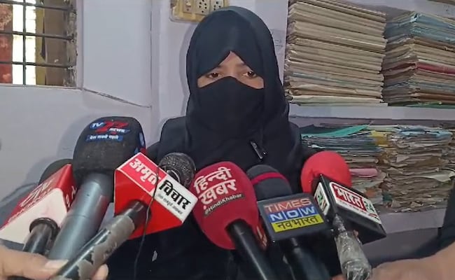 Read more about the article Man Gives Wife ‘Triple Talaq’ For Praising Cops’ Action In Sambhal