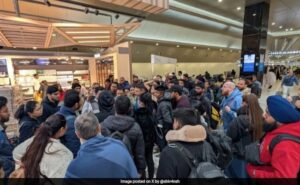 Read more about the article Indian Passengers Stuck At Kuwait Airport For 13 Hours “Without Food, Help”