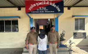 Read more about the article Man Rapes 10-Year-Old Girl, Inserts Rod In Her Genitals: Gujarat Police