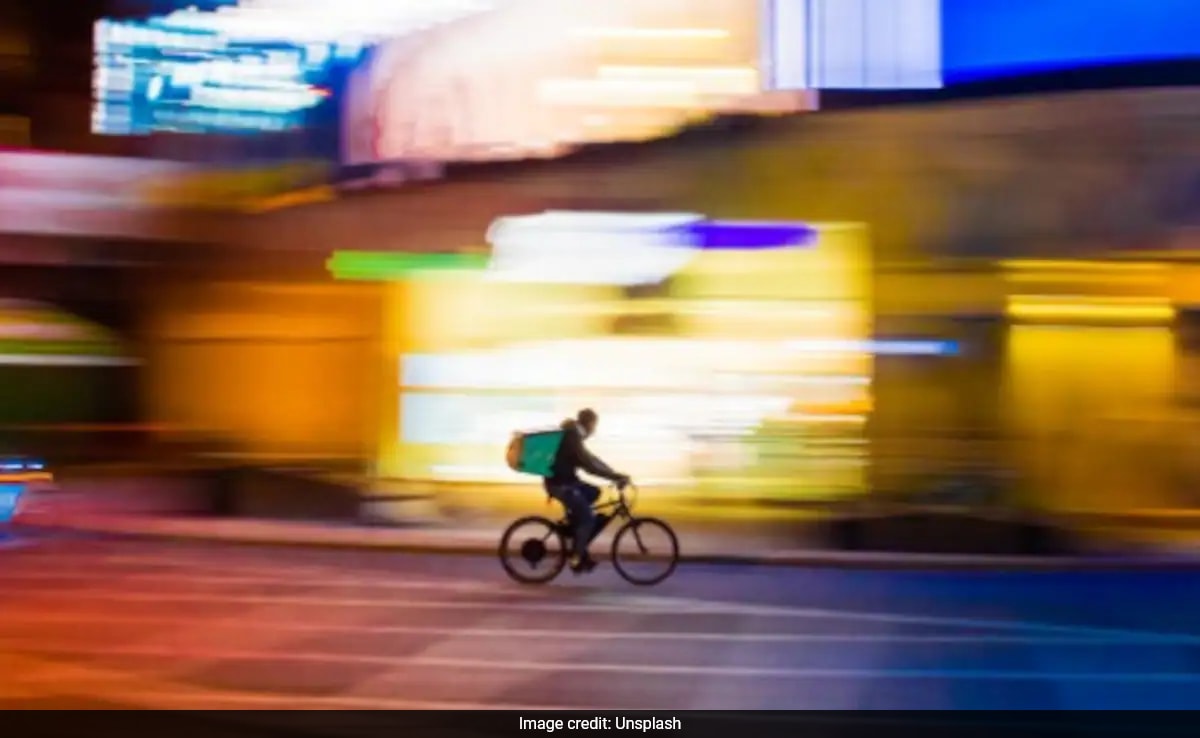 China Man Arrested For Posing As Delivery Rider With Baby To Gain Sympathy Online