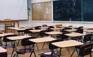 Read more about the article US Teacher Throws Student Across Classroom For Confronting Him