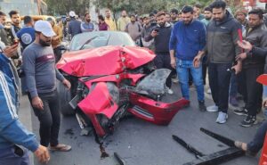 Read more about the article Speeding BMW Crashes Into Divider In Delhi, Boy’s Head Hits Dashboard