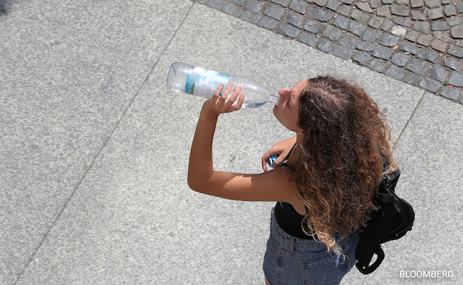 Read more about the article Food Body Declares Packaged Drinking Water, Mineral Water ‘High-Risk’