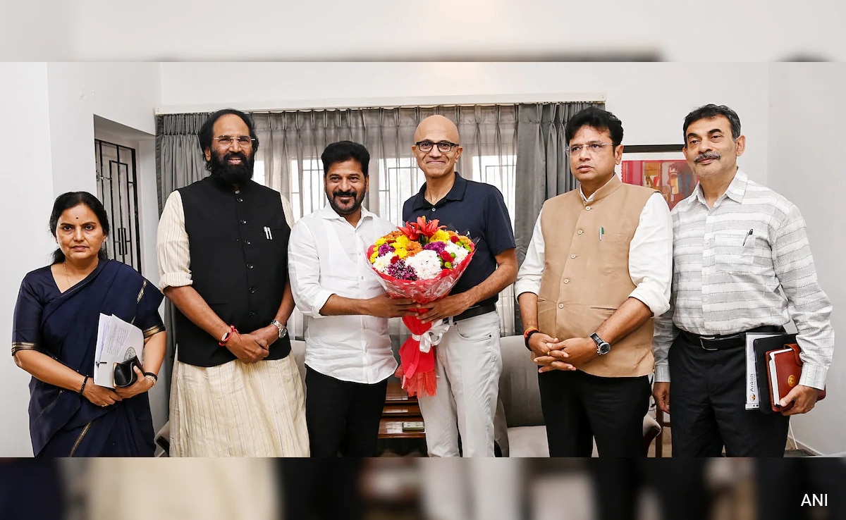 Read more about the article Revanth Reddy Meets Microsoft President Satya Nadella In Hyderabad