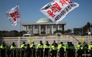 Read more about the article South Korean President Yoon Suk Yeol Impeached Over Failed Martial Law Bid