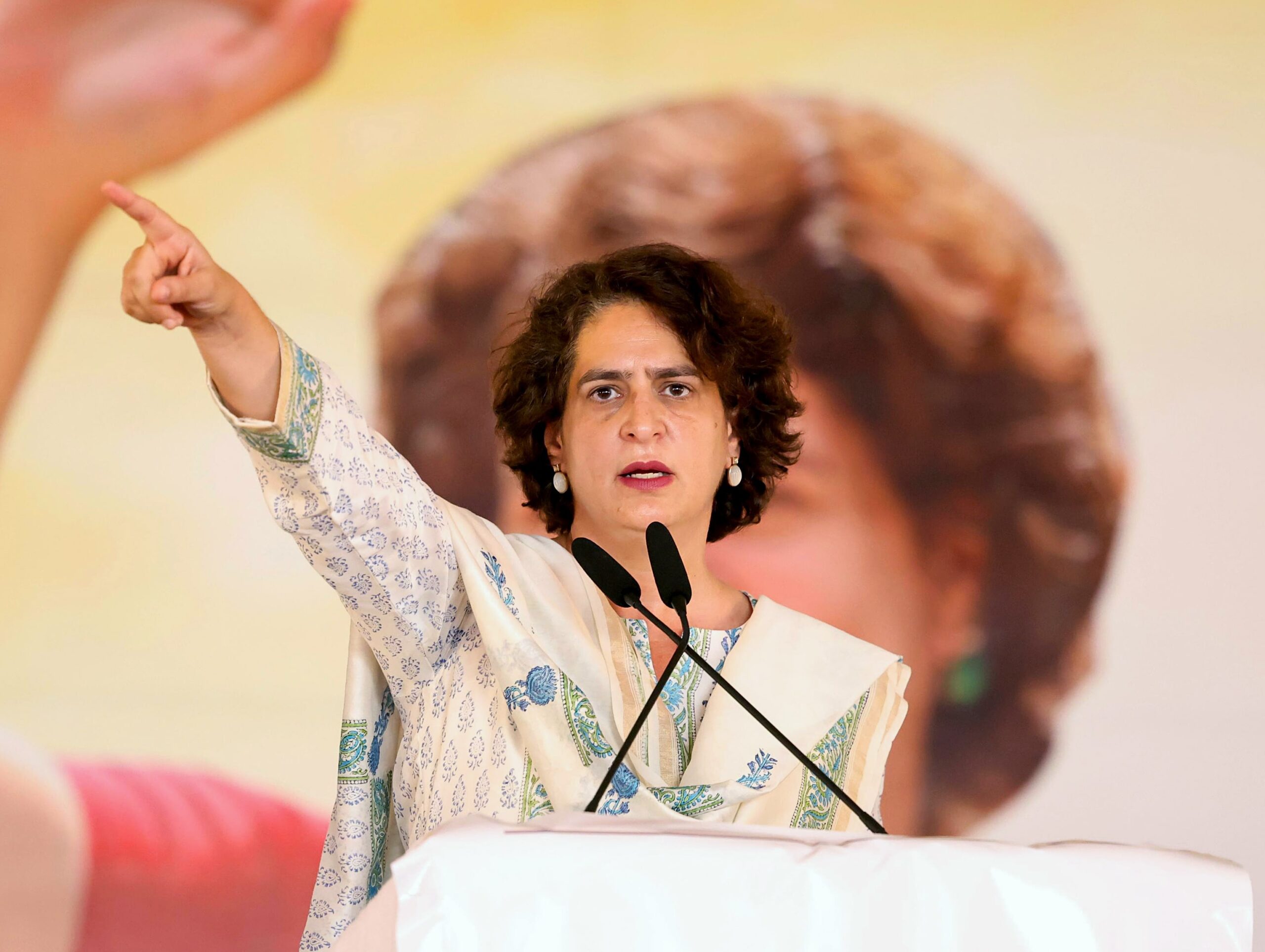 Read more about the article Priyanka Gandhi To Be Part Of House Panel On ‘One Nation, One Poll’: Sources