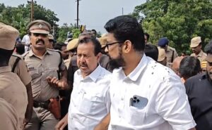 Read more about the article Locals Throw Mud On Tamil Nadu Minister Thiru Ponmudi During Visit To Cyclone-Hit Area