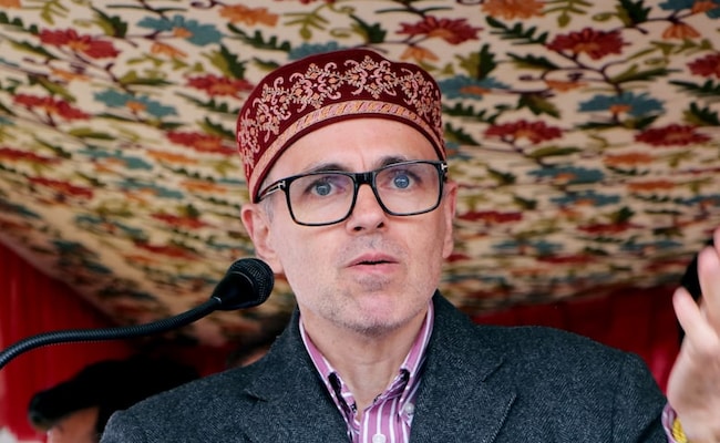 Read more about the article Congress Must Earn Its Place As INDIA Bloc Leader: Omar Abdullah