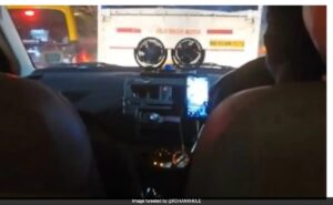 Read more about the article Ola Driver Casually Watches Videos While Driving, Mumbai Police Reacts