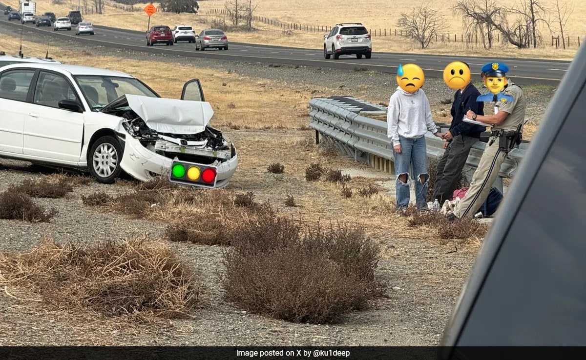 Indian Entrepreneur Survives Car Crash In US, Thanks Apple Watch For Quick Response