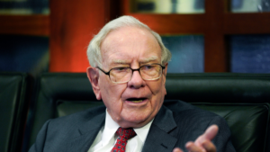 Read more about the article How To Become A Millionaire In A Falling Market? This Is Warren Buffett’s Mantra