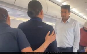 Read more about the article IndiGo Passenger Slams Crew For “Unprofessional Behaviour” During Flight Delay, Airline Reacts